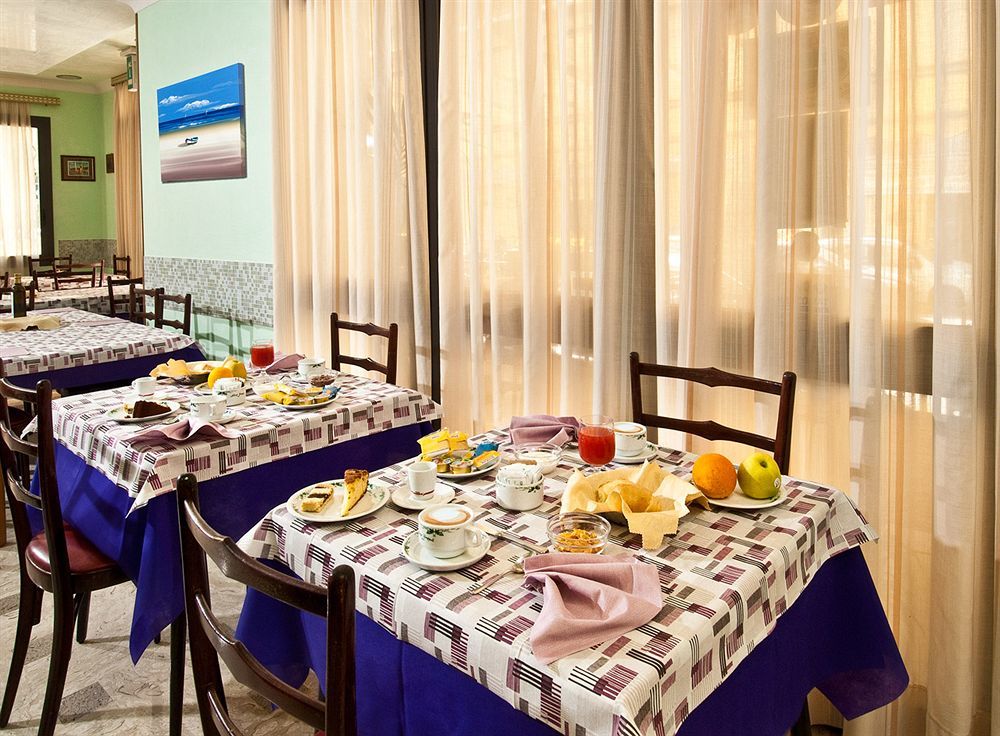 Albergo Grappoli Rimini Bagian luar foto